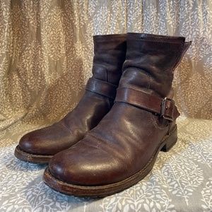 Frye Natalie Boot Brown 9